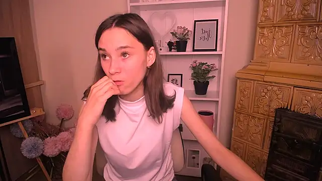 Snapshot of RosaRay_ chatting on 07-01-26, 06:36 RosaRay online show from 07-01-26, 06:36