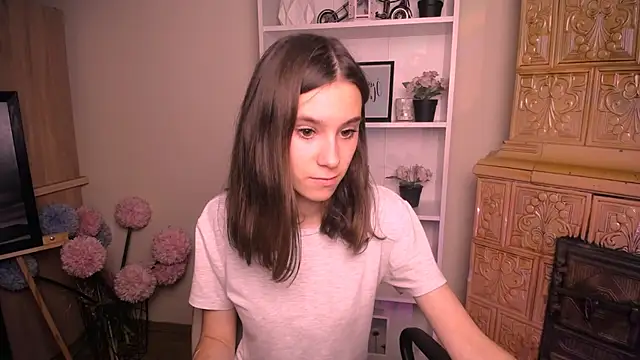 Snapshot of RosaRay_ chatting on 07-16-26, 06:21 RosaRay online show from 07-16-26, 06:21