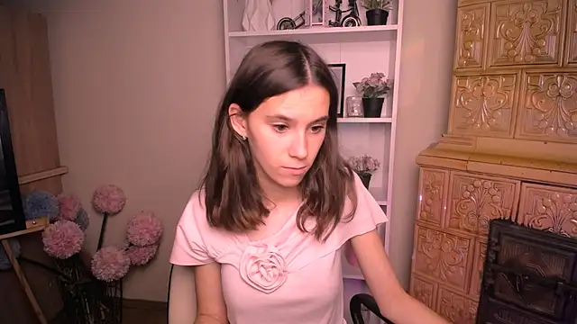 Snapshot of RosaRay_ chatting on 07-15-26, 06:20 RosaRay online show from 07-15-26, 06:20