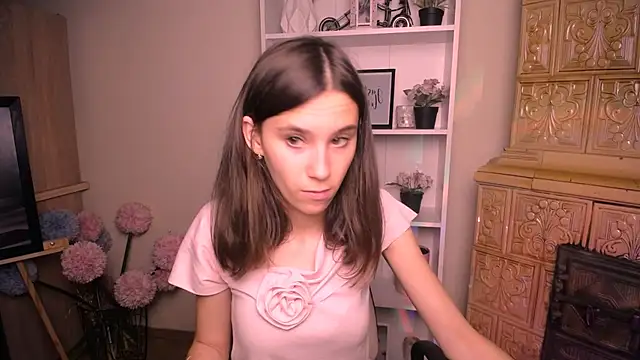 Snapshot of RosaRay_ chatting on 07-14-26, 06:40 RosaRay online show from 07-14-26, 06:40