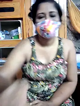 Snapshot of Rupali201 chatting on 09-14-25, 12:44 Rupali201 online show from 09-14-25, 12:44