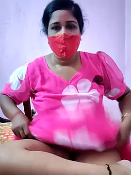 Snapshot of Rupali201 chatting on 10-06-25, 06:47 Rupali201 online show from 10-06-25, 06:47