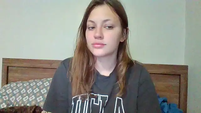 Snapshot of Baby_Mon chatting on 10-13-25, 05:31 Baby Mon online show from 10-13-25, 05:31