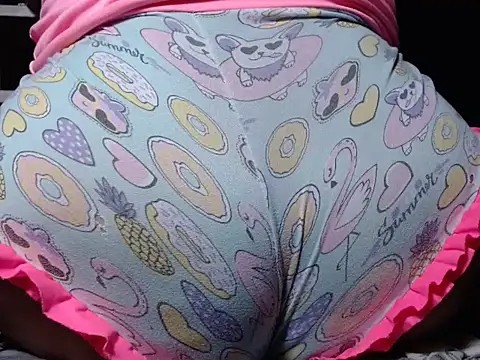 Snapshot of salmaextremeperver chatting on 11-14-25, 10:30 salmaextremeperver online show from 11-14-25, 10:30