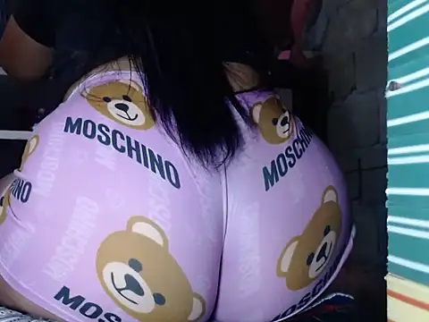 Snapshot of salmaextremeperver chatting on 11-06-25, 07:18 salmaextremeperver online show from 11-06-25, 07:18