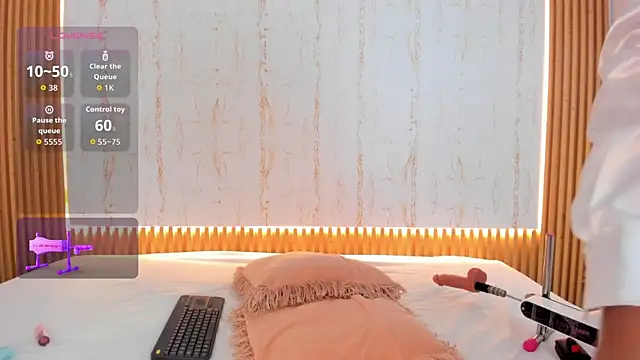 stefanyhorny 69 online show from 10-22-25, 01:43