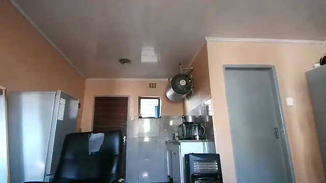 BusybooobsXXX3 online show from 10-07-25, 05:19