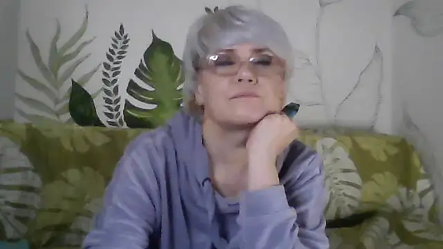 Snapshot of Catty_Lady chatting on 01-17-26, 07:17 Catty Lady online show from 01-17-26, 07:17