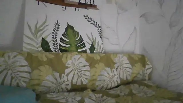 Catty Lady online show from 12-14-25, 06:46