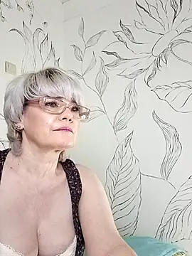 Catty Lady online show from 03-27-26, 07:48