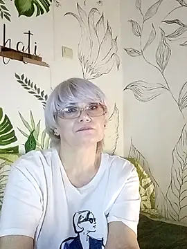 Snapshot of Catty_Lady chatting on 01-31-26, 07:12 Catty Lady online show from 01-31-26, 07:12