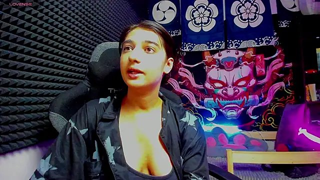Elfy Rare  online show from 09-22-25, 03:07