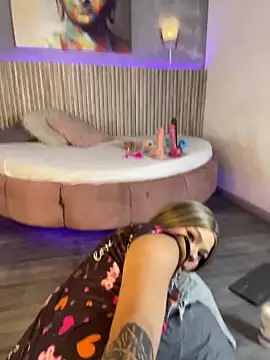 Saracooper   online show from 01-09-26, 03:35