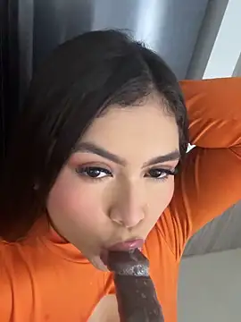 Skyy Angel online show from 12-17-25, 10:15