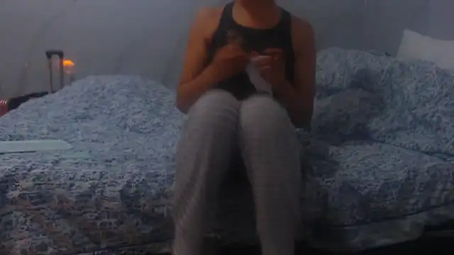 sabrina v  online show from 11-22-25, 12:32