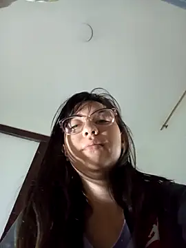 lareinalareinadelanal online show from 10-10-25, 11:55