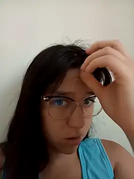 lareinalareinadelanal online show from 10-13-25, 12:51