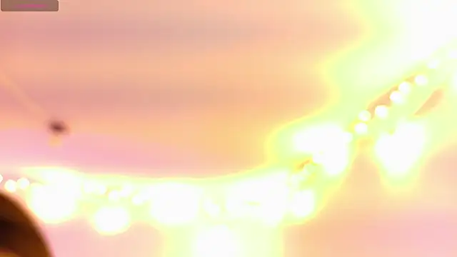 Snapshot of Sarasavage chatting on 07-17-26, 11:51 Sarasavage online show from 07-17-26, 11:51