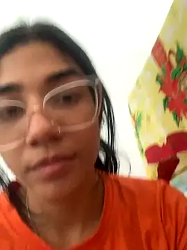 ElaRose 12 online show from 11-30-25, 04:08