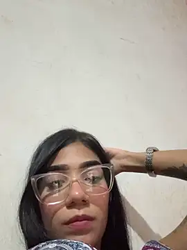 Snapshot of ElaRose_12 chatting on 05-09-26, 05:11 ElaRose 12 online show from 05-09-26, 05:11