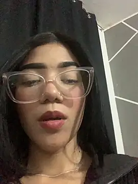 Snapshot of ElaRose_12 chatting on 10-27-25, 05:47 ElaRose 12 online show from 10-27-25, 05:47