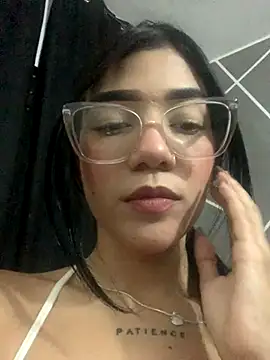 ElaRose 12 online show from 11-28-25, 07:36