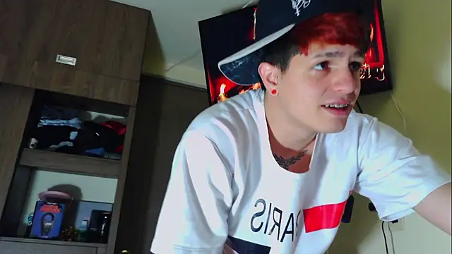 Themasterhades 777 online show from 11-22-25, 05:06