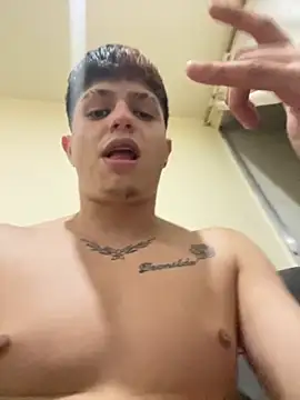 Themasterhades 777 online show from 11-02-25, 05:45