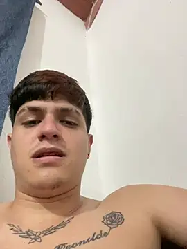 Themasterhades 777 online show from 02-15-26, 04:02