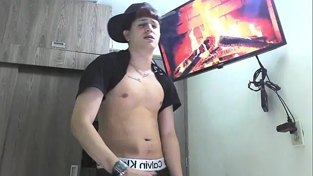 Themasterhades 777 online show from 11-16-25, 05:12