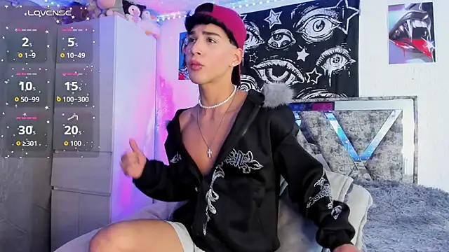 Dark Boy26 online show from 10-27-25, 07:59