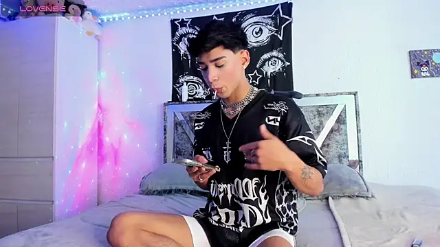 Dark Boy26 online show from 10-08-25, 09:15