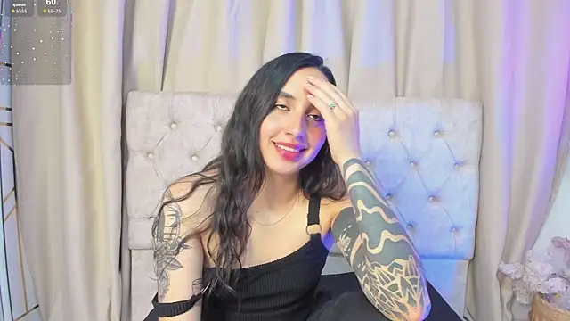 Snapshot of kaylee_lee chatting on 10-13-25, 04:25 kaylee lee online show from 10-13-25, 04:25