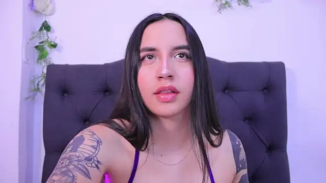kaylee lee online show from 05-25-26, 04:12