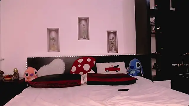 M1kaylaRaven online show from 04-02-26, 04:41