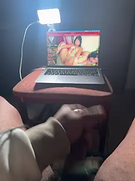 Minidemonkush online show from 02-15-26, 04:24
