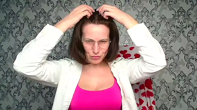 Kelly Kisss online show from 04-03-26, 11:16