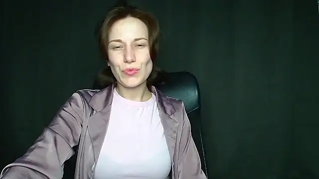 Kelly Kisss online show from 01-11-26, 01:07