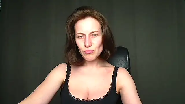 Kelly Kisss online show from 04-22-26, 11:06