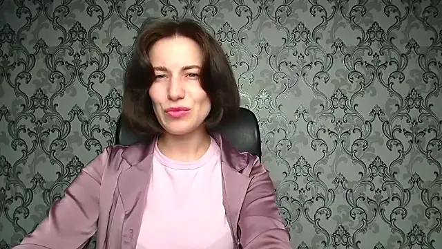 Kelly Kisss online show from 02-06-26, 12:45