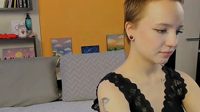 Snapshot of SammySccott chatting on 02-18-26, 07:49 SammySccott online show from 02-18-26, 07:49