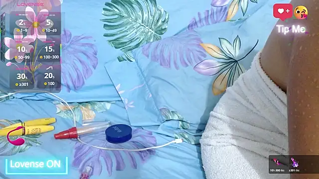 naomi powel online show from 10-21-25, 03:00