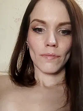 Snapshot of Angie_meow chatting on 10-31-25, 07:21 Angie meow online show from 10-31-25, 07:21