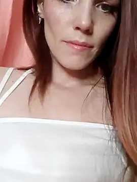 Snapshot of Angie_meow chatting on 09-14-25, 05:02 Angie meow online show from 09-14-25, 05:02