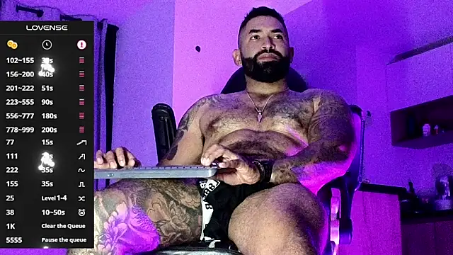 Snapshot of Max-prada chatting on 02-13-26, 02:11 Max-prada online show from 02-13-26, 02:11