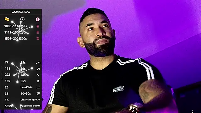 Snapshot of Max-prada chatting on 02-26-26, 01:27 Max-prada online show from 02-26-26, 01:27