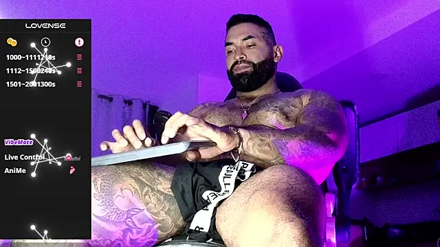 Snapshot of Max-prada chatting on 02-21-26, 02:02 Max-prada online show from 02-21-26, 02:02