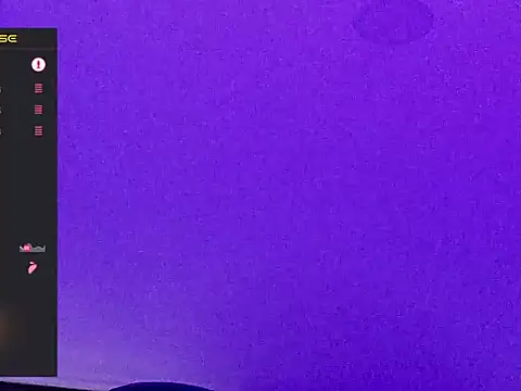 Snapshot of Max-prada chatting on 02-05-26, 02:07 Max-prada online show from 02-05-26, 02:07