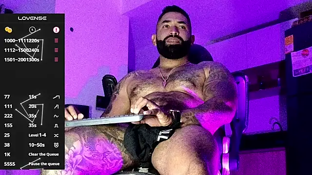 Snapshot of Max-prada chatting on 02-15-26, 02:23 Max-prada online show from 02-15-26, 02:23