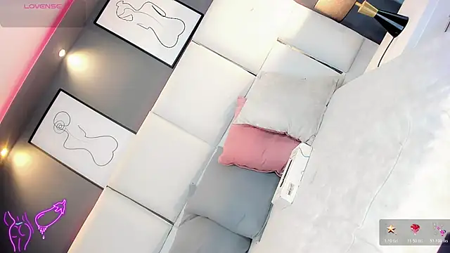 LiaFernandaa online show from 04-17-26, 01:36